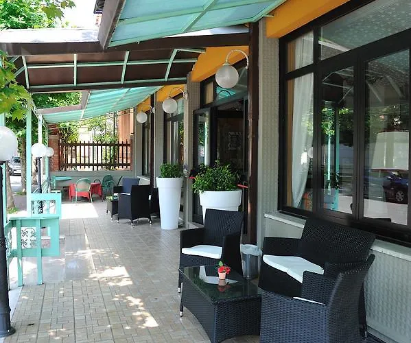 Hotel Salus 3*