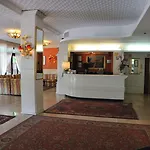 Salus Ξενοδοχείο 3*