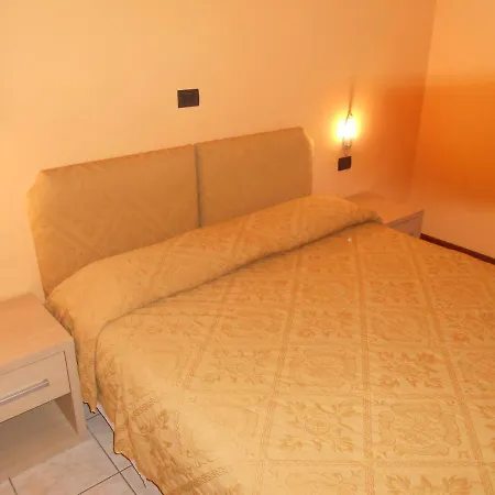 Hotel Salus 3*