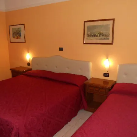 Hotel Salus 3*