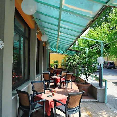 Salus Hotel