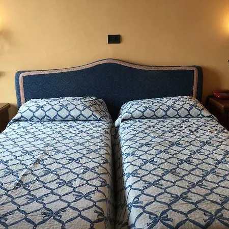 Hotel Salus